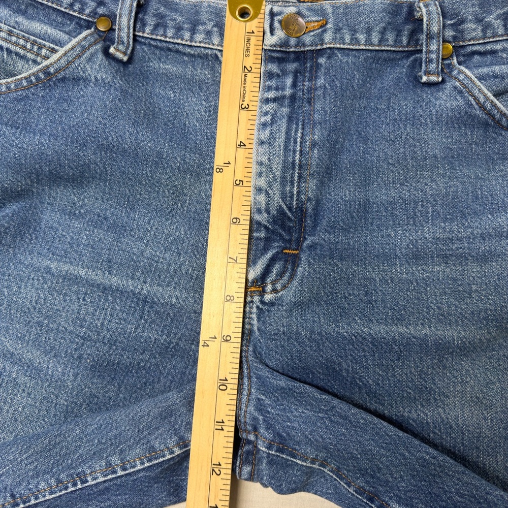 Wrangler Denim Jeans Men's Size 36x32 Regular Fit Med Wash Western 47MWZPW - Picture 8 of 12